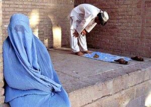 Saat Kaç Dedi ? Dedim;