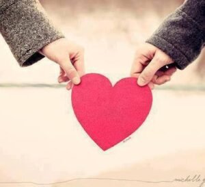 "Öyle içten ki yüreğimin en derinindeki
yerin;
.."
– Can Yücel