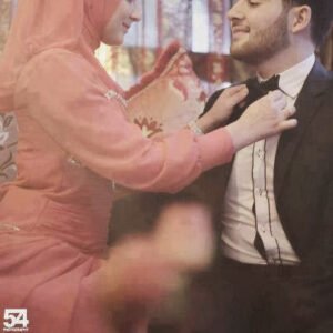 Besmele çekip sana niyet ettim
HELALİM.. Sen gelene kadar
niyetimi bozmam.