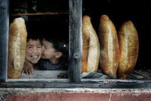 Huzur içinde yenen yavan ekmek,
Endişe içindeki ziyafetten iyidir.
– Aisopos