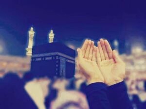 Hâlimiz hâl değil.. Bizi kendi hâlimize bırakma Allah'ım.