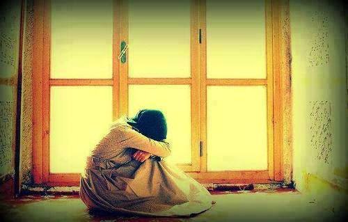 "Bunu hak edecek ne yaptım ben?" dedi hıçkırarak.
" İnsan hep hak ettiğini mi yaşar, yavrum?  Ayfer Çimen Balaban