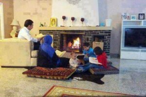 Ailede 3 s formülü:
Sofrada,
Sohbette,
Secdede birlikte olmak…
Abdullah Yıldız