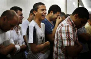 Hangi Harama nasıl düşerim derdine düşmüş bir Ümmete kim
anlatacak kardeşliği? Sümeyye Yurtsever