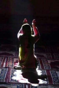 Tadımlık dünyadan .
Doyumluluk bekliyoruz Ya Rab…!!!
Ömer Aslan