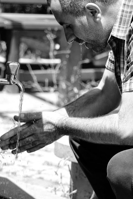 Kış saati ayrı bi güzel ya. 5 dakikada bir ezan okunuyor gibi. – Ceyhun Hamid Yılmaz