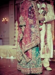 Ama birbirimize okuyacağımız mutlaka
bir iki âyet vardır…”
Osman Nuri Ünsal