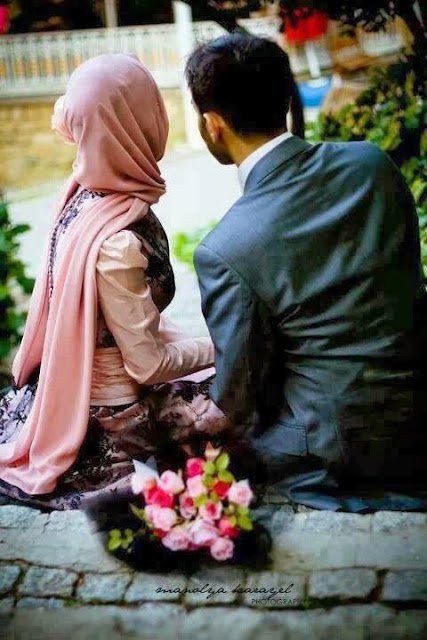 Evlilik geçici duygular ve imkanlar
üzerine değil;
-iman ve ahlak güzelliği üzerine
kurulmalıdır.