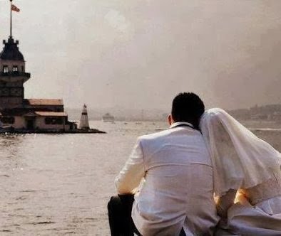 Beni çok sev, usanmadan sev