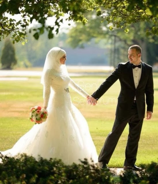 "Birinin gözlerine bakmak, onun
rüyalarına girmeyi göze almak
demektir."