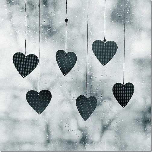 Allah için sevenleri, Allah için
konuşanları,
susanları, vuruşanları, ölenleri,
kalanları…Mehmet Deveci