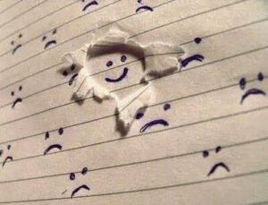 İnsanoğlu işte ;
Ruh ikizini kaybedince mutluluğu fotoğraf karelerinde ararmış..
Selçuk Latif