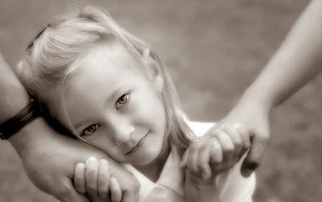 Ne istiyorum biliyor musun? Beni
annem kadar sevecek…Bekir Antar