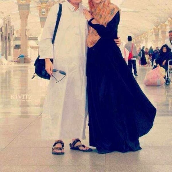 “ Dünyada bir kadına en büyük hediye,
Onu Mevlaya yaklaştıracak. ."