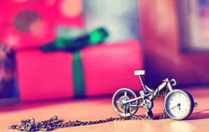 Bazı acılar faydalıdır.
Önce üzer,
sonra her şeyi daha iyi. . .