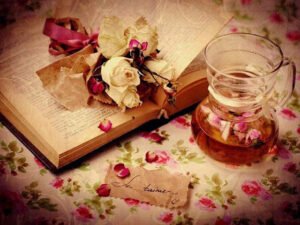 Cenneti istiyorsan '' İSTENİLEN '' gibi
yaşa ;
Cehennemi istiyorsan ''İSTEDİĞİN '' gibi
yaşa !