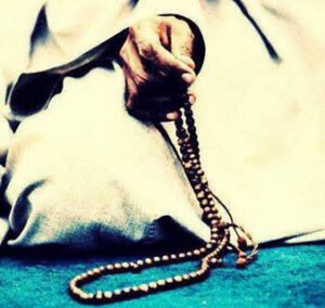 Pişmanım Allah'ım yaptıklarımdan ,
Pişmanım Allah'ım yapmadıklarımdan …