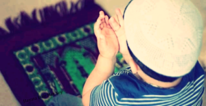 Kırgınım Allah'ım…
sana yasladım yüreğimi..
 – Yunus Temurçin