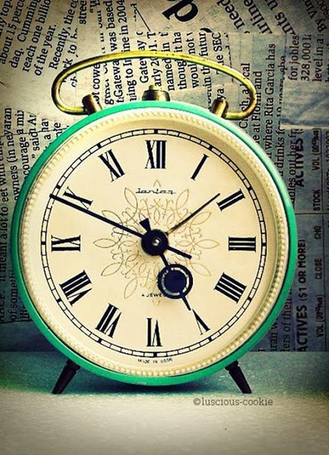 Çalar saat, sabah namazına kalkmada
sadece küçük bir araçtır.