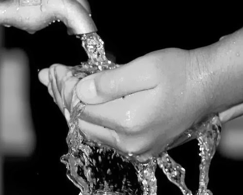 Eğer hangi limana doğru
seyrettiğimizi bilmiyorsak, hiçbir
rüzgar bizim için uygun
değildir..