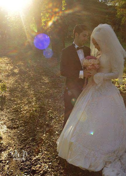 Diyorlar ki; Aşık olmuşsun
Fani'ye …Baki ömrüme ; Ahiretimin
meyvesi ,yaradanımın hediyesidir o.