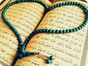 Hakiki imanı elde eden adam kâinata
meydan okur!.. Rüzgârın önündeki
yaprak gibi savrulmaz!..