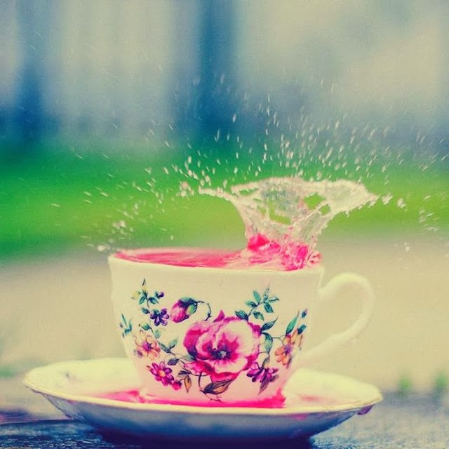 Evlenince kapanacak kız ile ,
Evlenince namaza başlayacak erkek
evlensin.