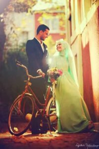 Beraber yaşlanacağımız güne,
bugünden söz verdik..