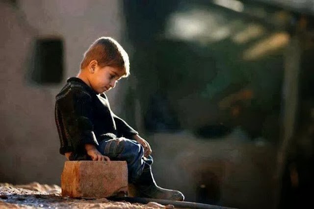 Susmak!!..
Bazen hata' dır..
Bazen haya' dır..
Bazen Aşk' tır