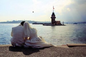 Flört Mlört Yazmaz Bizim
Kitabımızda… Seviyorsan
ALLAH'ın İzni ile. . .