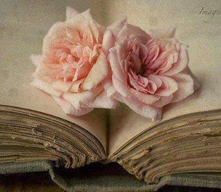 Kimsenin hatasın göremez idin, Kendi noksanını bilmiş olaydın