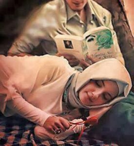 Eğer bana evet dersen Bırakırım şairliği. Şairlik zaten mutsuz adam işi.