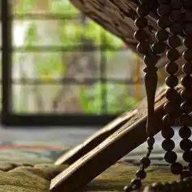 En makbul sadaka, insanları irşat ve Allah ile arasını bulmaktır. Mevlana Halid-i Bağdadi (ks)