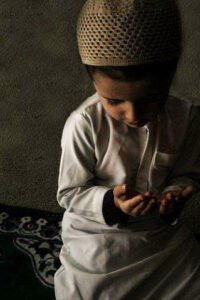 Bakara, 201. Ayet: “Ey Rabbimiz! Bize dünyada da iyilik ver, ahirette de iyilik ver ve bizi ateş azabından koru”