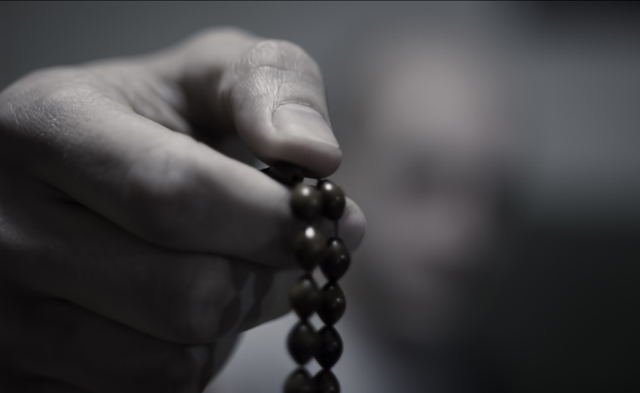 “Bir İnsan Günah İşlerse, Bu İnsan Ne Kadar ZİKİR Yaparsa Yapsın Faydası Yoktur.!” Gavs-ı Sani Hz. (k.s)