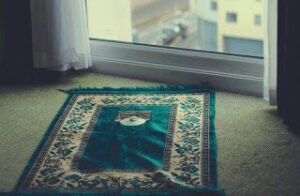 “Bazı şeyleri düzeltemeyiz evet, ama tevekkül edip duâ edebiliriz.”