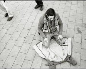 Gençlik çağının kıymetini biliniz! Bu kıymetli günlerinizde, İslâmiyet bilgilerini öğrenini