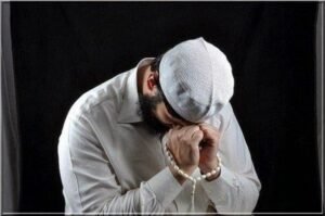 "Allah, bir toplumda, ilmi, insanların hafızalarından söküpalarak değil, âlimlerin ruhunu alarak yok eder."