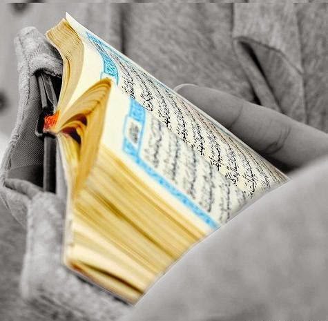 Bir gün muhtaç bir adam gelip Hz. Ali’den bir şeyler istedi