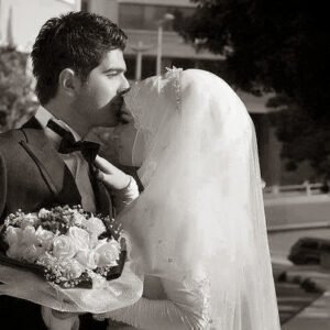 Mutluluk sözünü yutanla değil; ne
olursa olsun sözünü tutanla yaşanır. ..