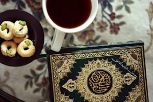 Öğrendim ki DUA; aşığın maşuğuna bir haber salmasıdır. Ve bir bekleyiştir, iştiyakla, korkuyla, ümitle bekleyiş…