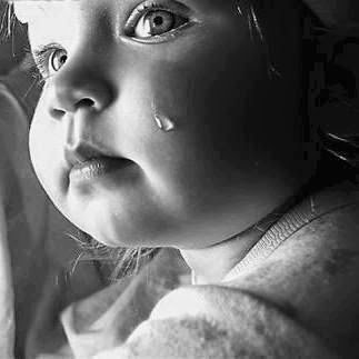 “Ne hikmettir bu dünyaya Gelen ağlar giden ağlar.”  (Aşık Seyrani)